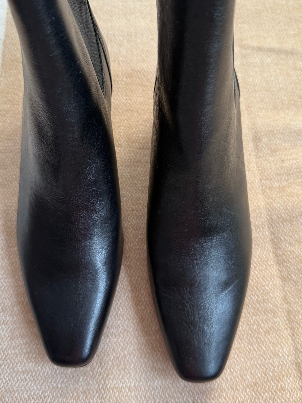 Madewell The Dimes Chelsea Boot in
Black Size 6.5 new - Picture 3 of 8